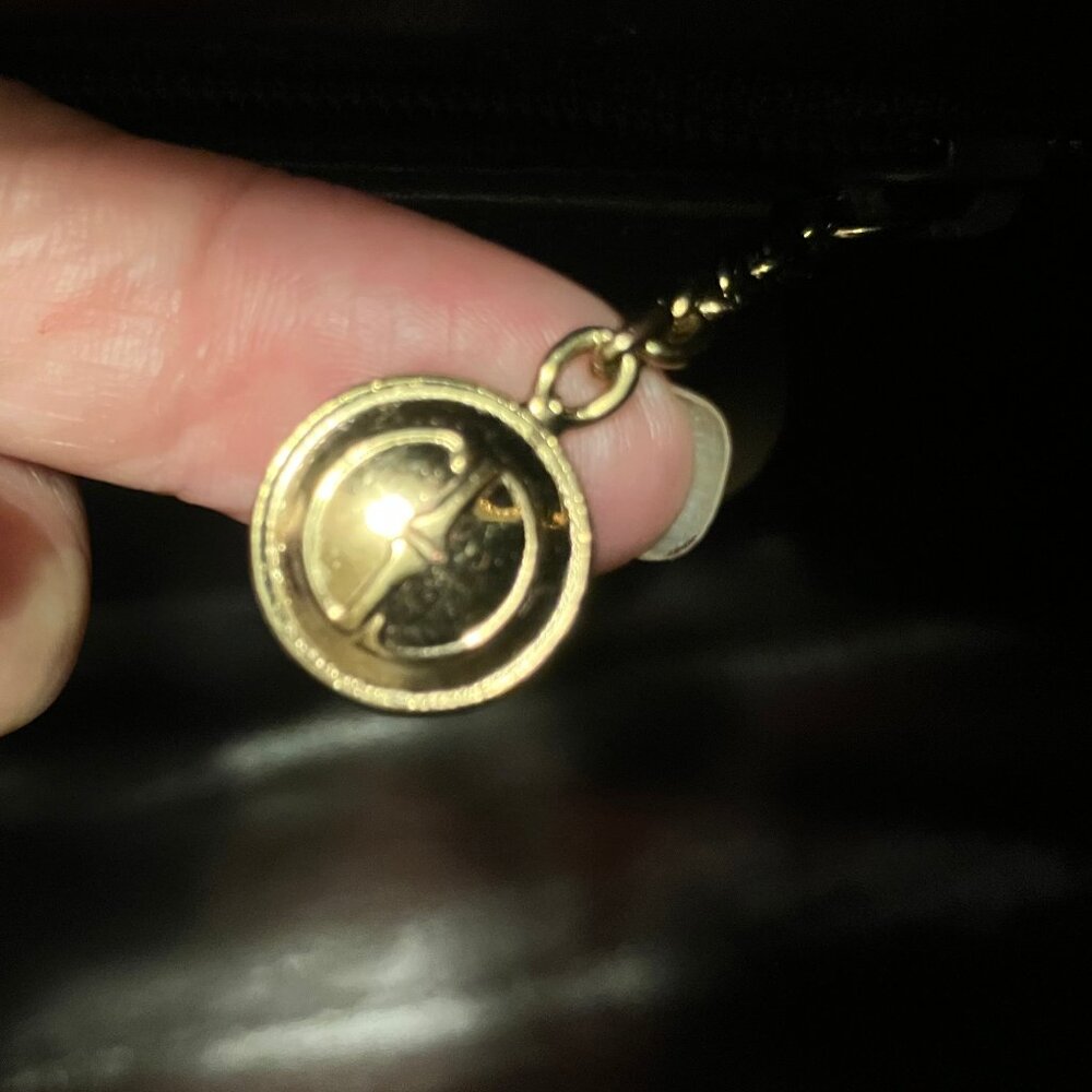 GUCCI Leather Handbag - Picture 6 of 10